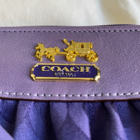 BNIB! Coach | purple wristlet - Picture 9 of 9